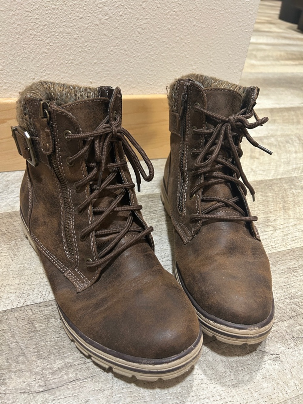 Cliffs by WHITE MOUNTAIN Brown Lace-Up Faux-Fur Collar Boots